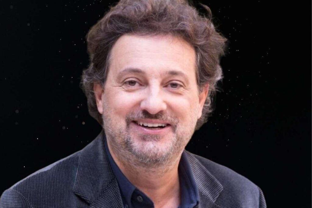 La carriera di Leonardo Pieraccioni: dagli esordi al successo. Leonardo Pieraccioni e il suo stile inconfondibile. Massimo Ceccherini e Leonardo Pieraccioni: un’amicizia cinematografica. 