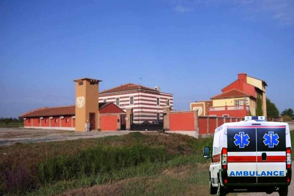 Intossicazione da monossido di carbonio in un agriturismo: diciotto persone soccorse. Vercellese, emergenza monossido: intervento dei soccorsi a Motta de' Conti. Diciotto persone intossicate da monossido in un agriturismo: cinque in codice giallo. Agriturismo nel Vercellese evacuato per intossicazione da monossido. 