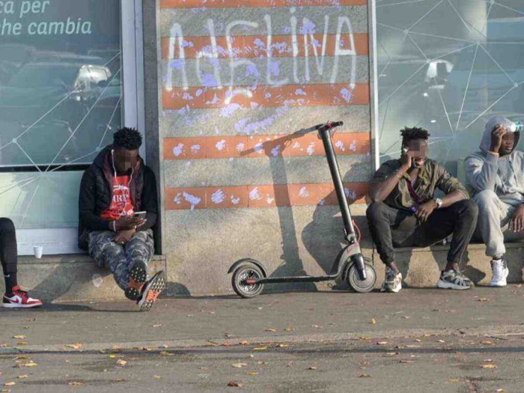 I residenti di piazza Bengasi chiedono più sicurezza. Moncalieri e Torino uniti contro l’illegalità. Nuova mobilitazione dei cittadini di piazza Bengasi. 